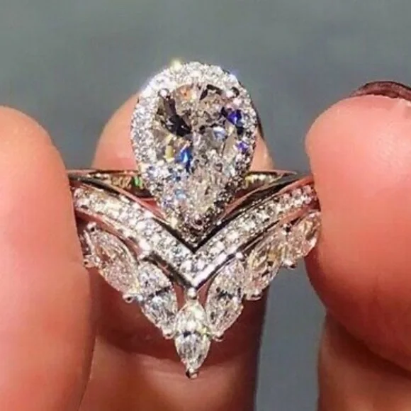 NWT 925 STERLING SILVER LUXURY DIAMOND Ring - Picture 9 of 9